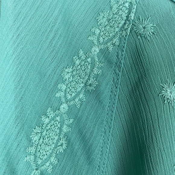 Democracy Green Embroidered Boho Blouse Size L - Picture 3 of 9